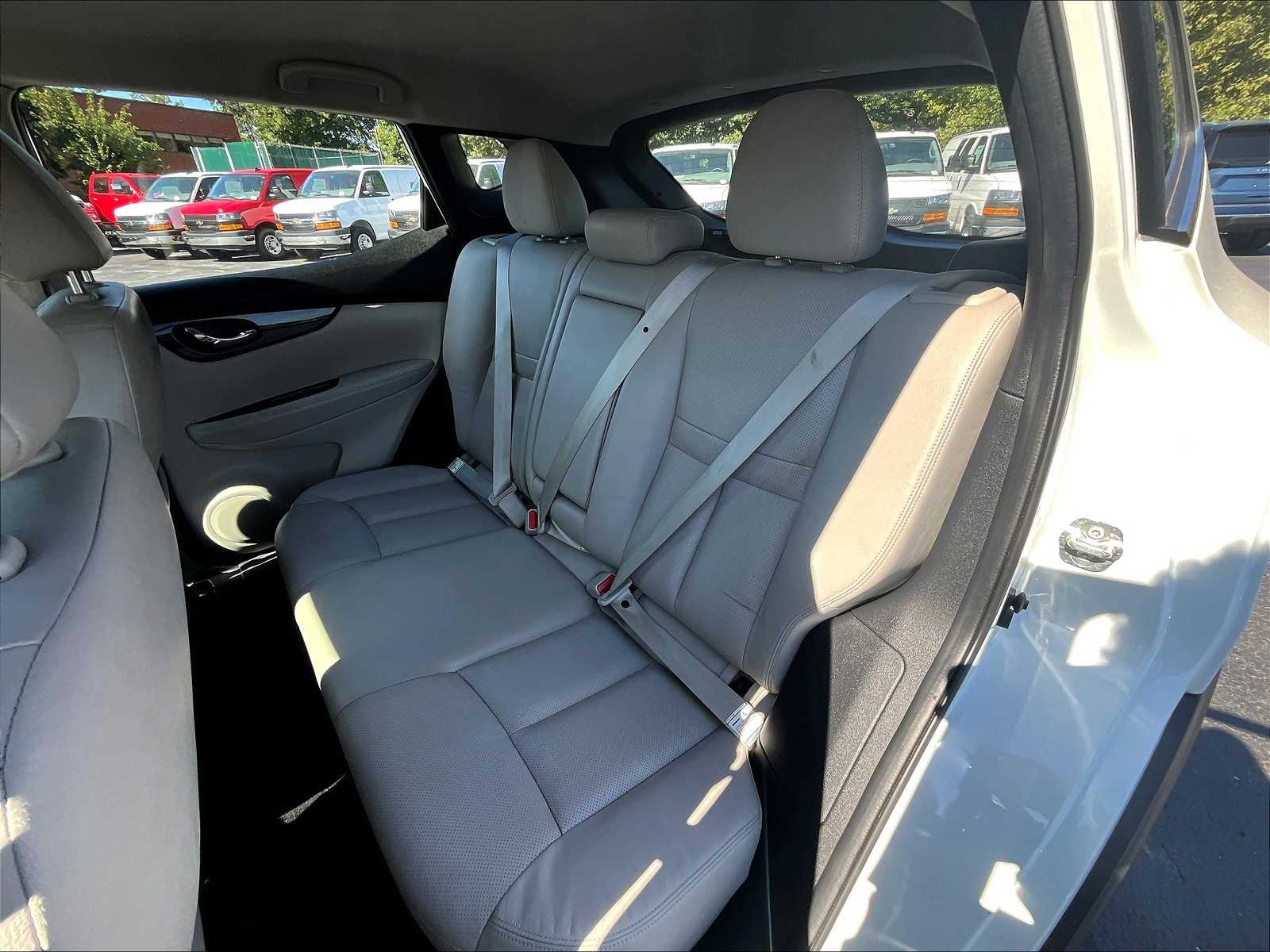 2018 Nissan Rogue Sport SL photo 14
