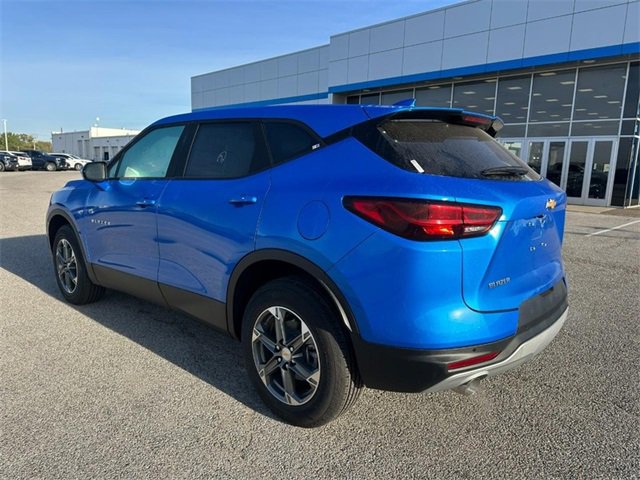 2025 Chevrolet Blazer 2LT photo 3