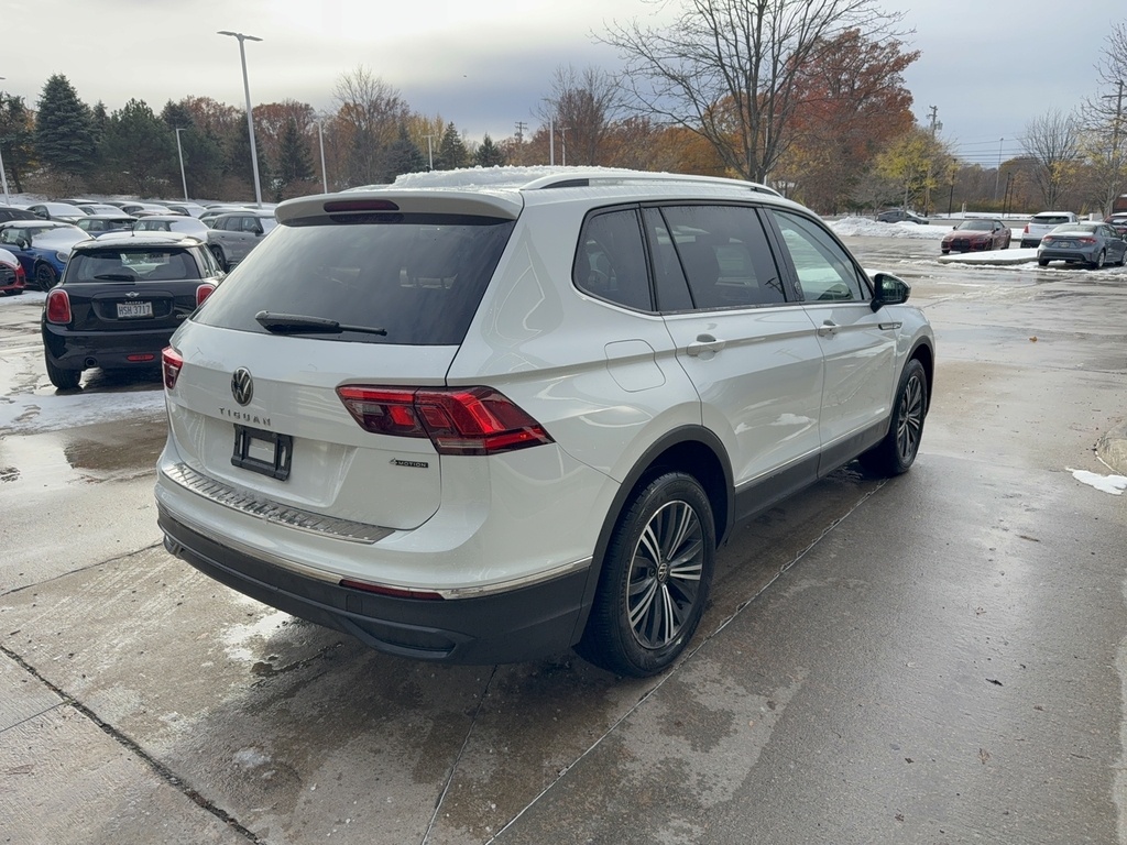 2024 Volkswagen Tiguan SE Wolfsburg Edition photo 4