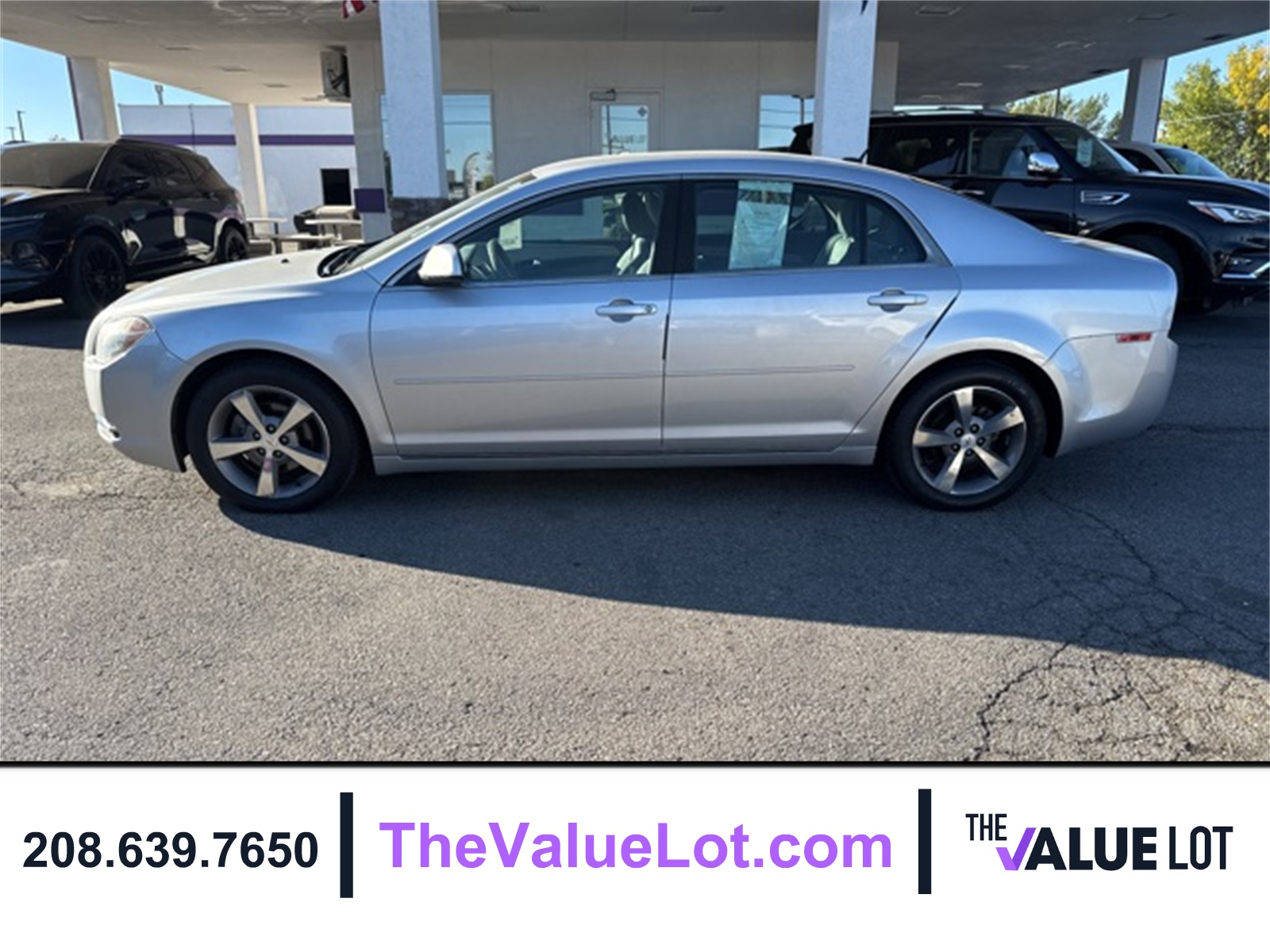 2011 Chevrolet Malibu 1LT photo 7