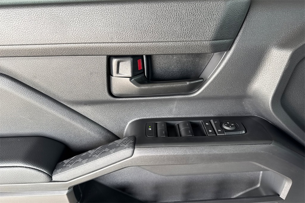 2025 Toyota Tacoma SR5 Double Cab photo 11