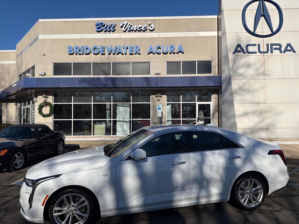 2024 Cadillac CT4 Luxury's photo