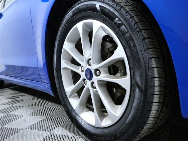 Used 2019 Ford Fusion SE with VIN 3FA6P0HD7KR135532 for sale in Apple Valley, Minnesota