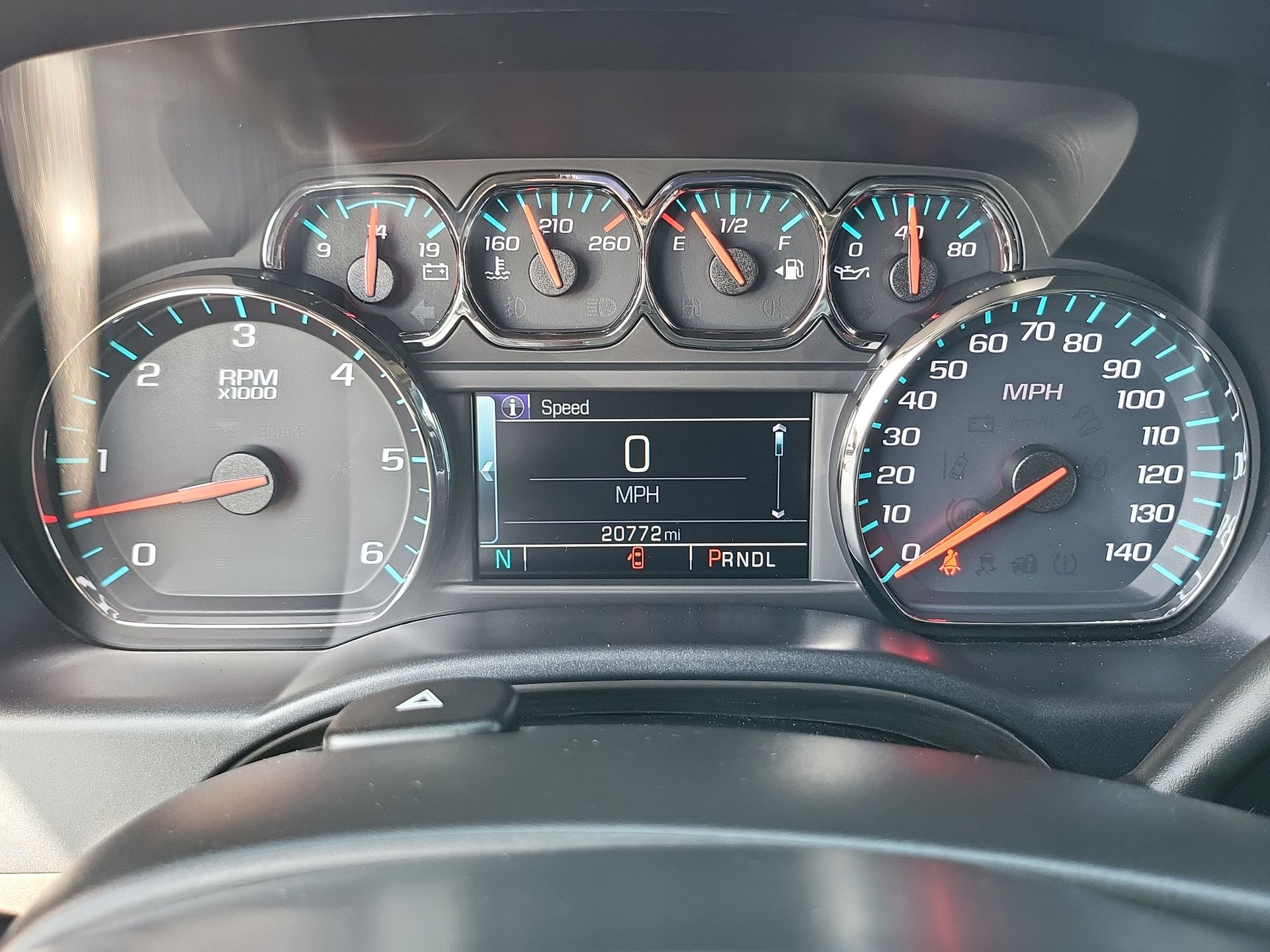 2018 Chevrolet Silverado 1500 LT photo 3