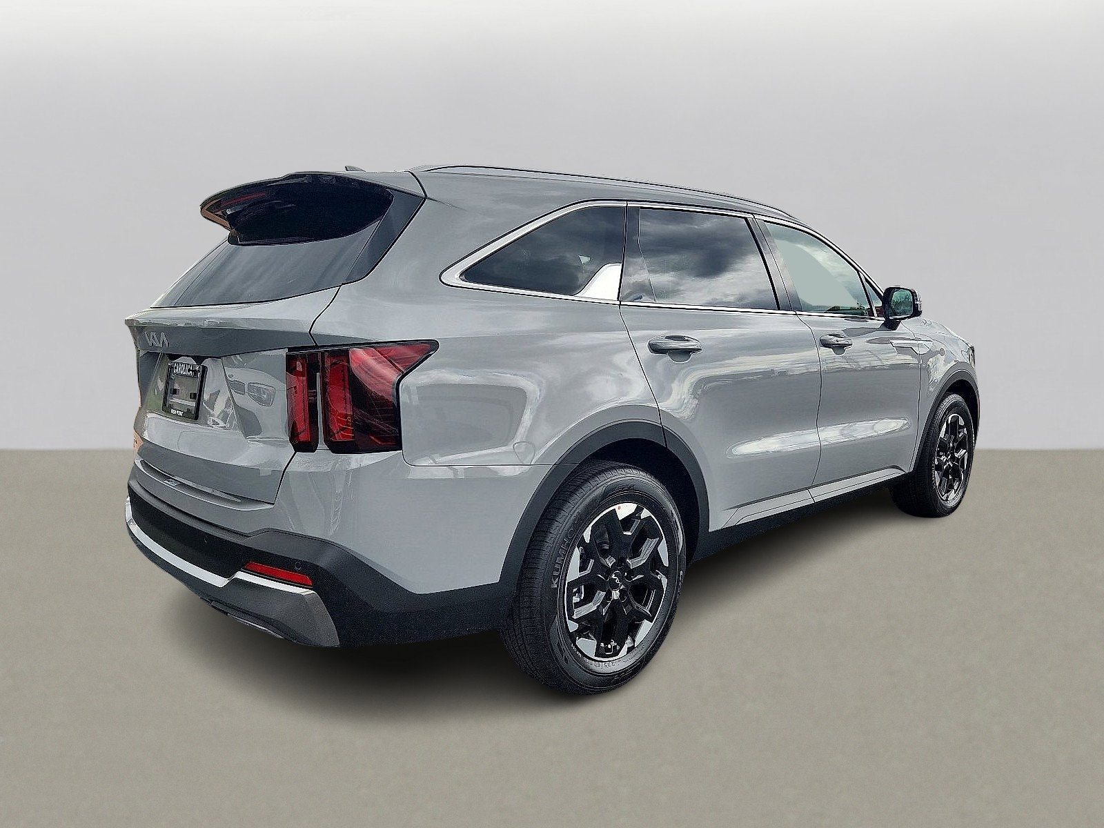 2025 Kia Sorento S photo 4
