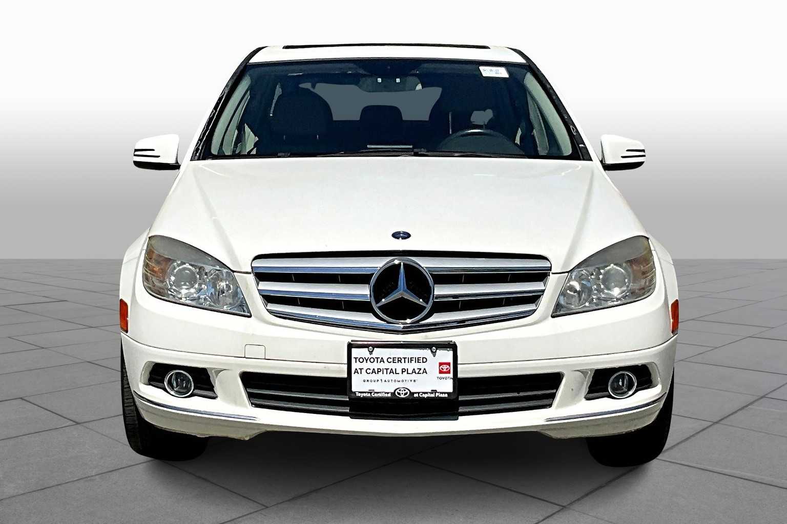 2011 Mercedes Benz C 300 Sport photo 3