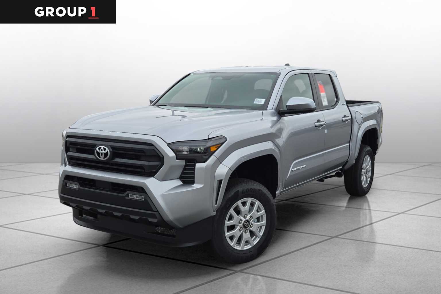 2025 Toyota Tacoma SR5's photo
