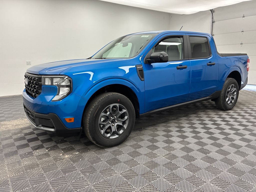 2025 Ford Maverick XLT photo 3