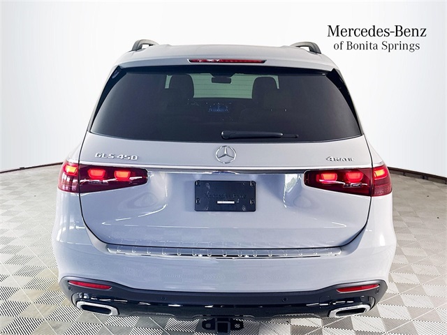 2024 Mercedes Benz GLS 450 4MATIC photo 5