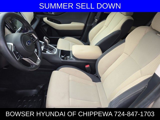 2020 Subaru Outback Premium photo 2