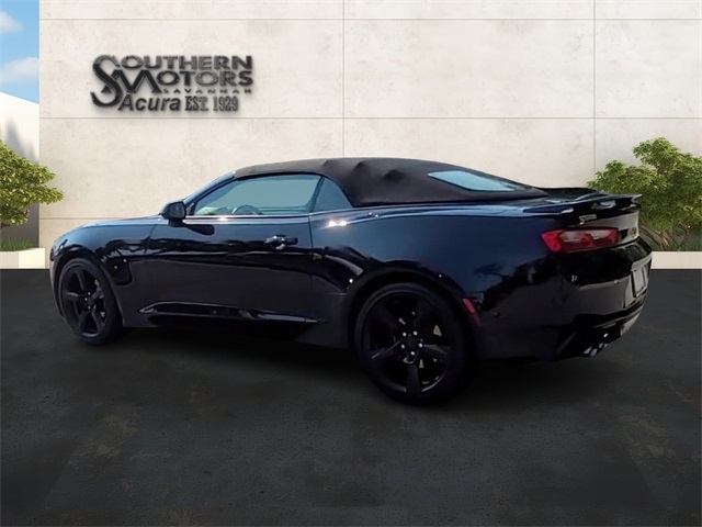 2018 Chevrolet Camaro 2LT photo 20