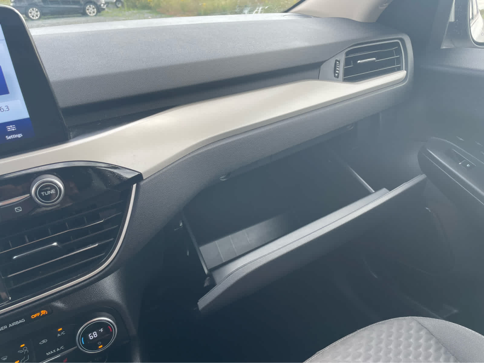 2020 Ford Escape SE photo 24