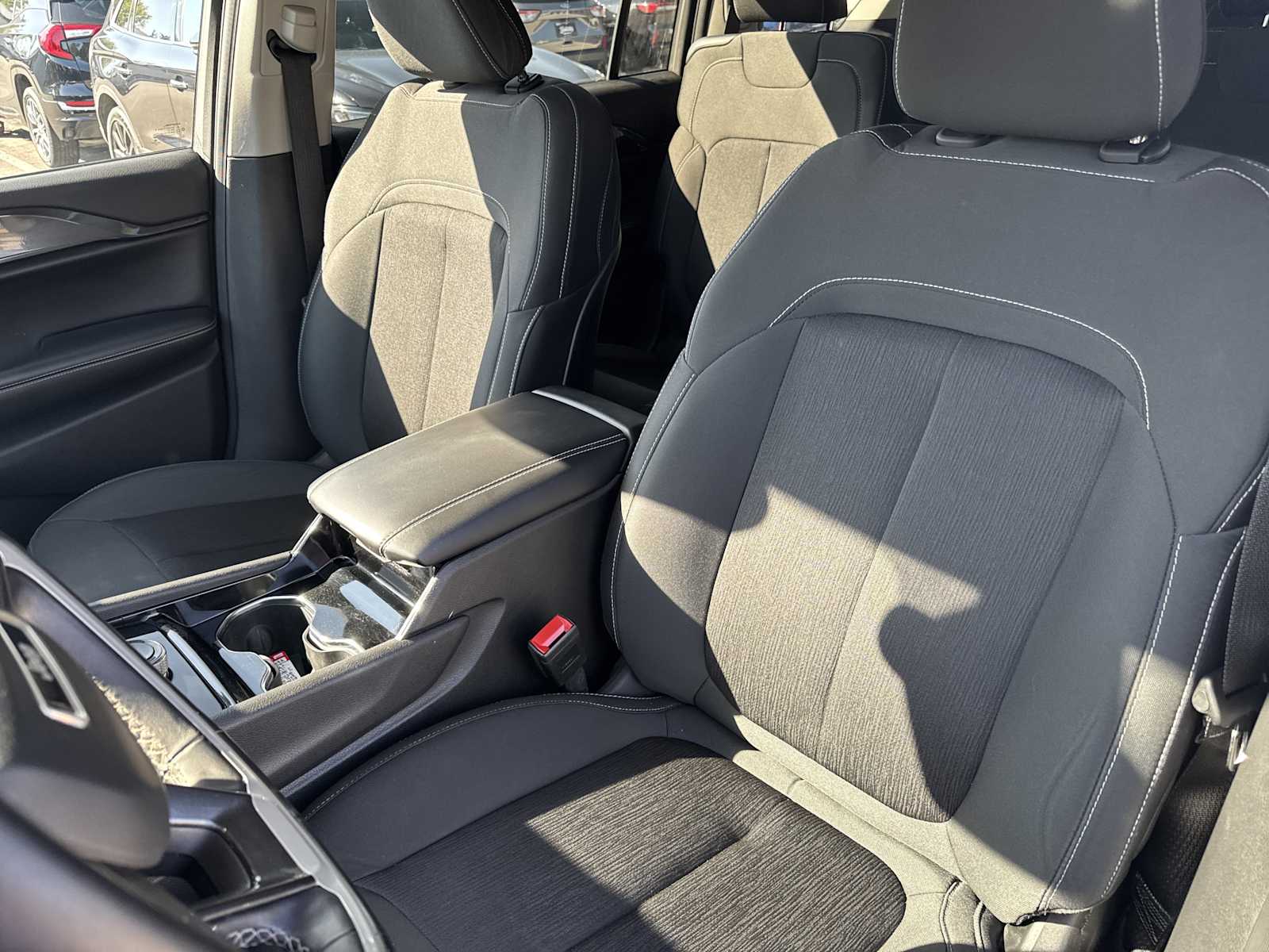 2022 Jeep Grand Cherokee Laredo photo 16