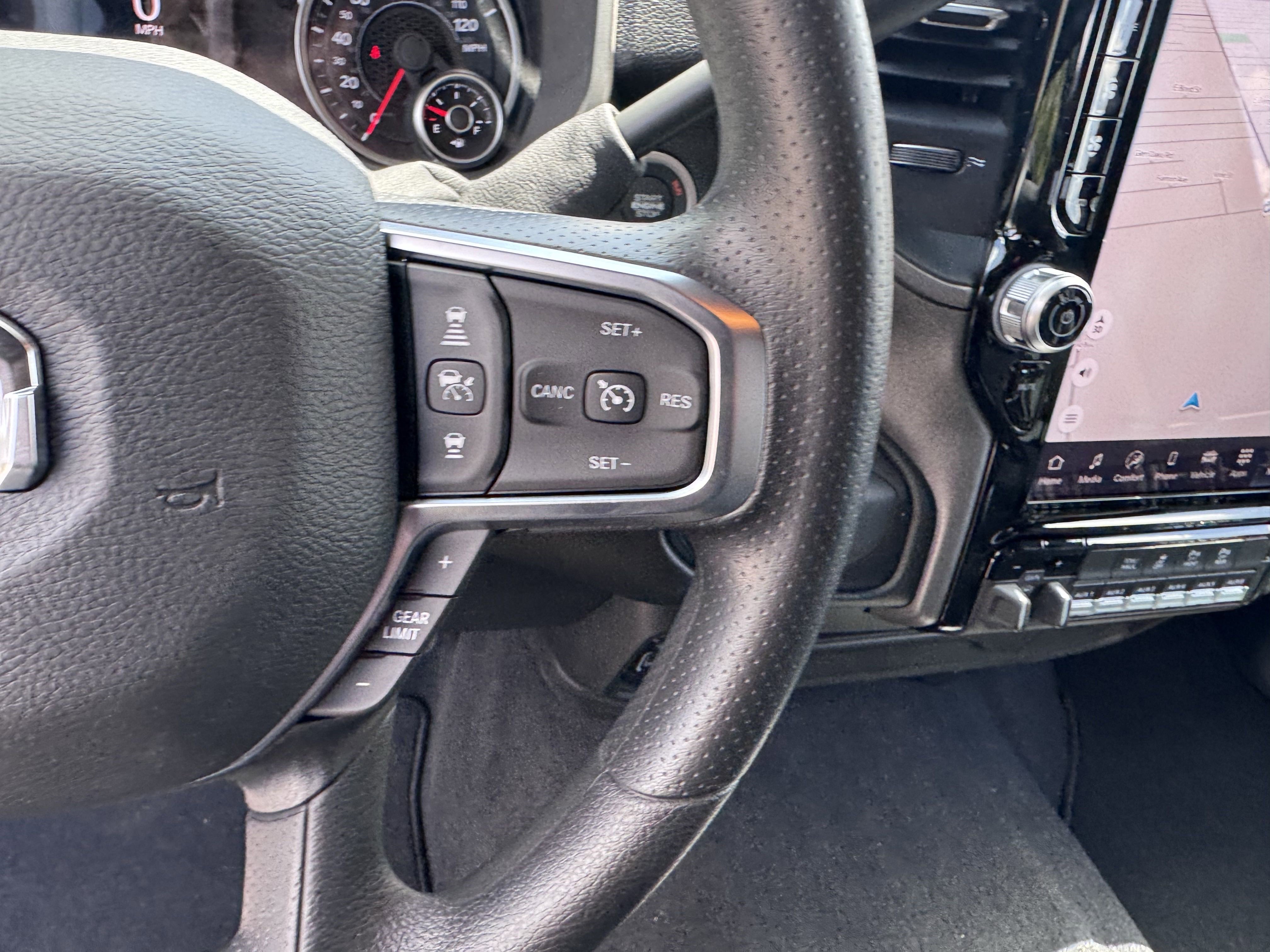 2025 Ram 2500 Tradesman photo 9