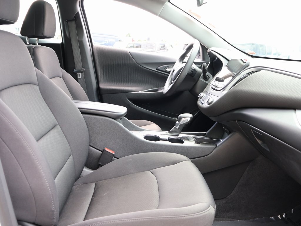 2023 Chevrolet Malibu 1LT photo 8