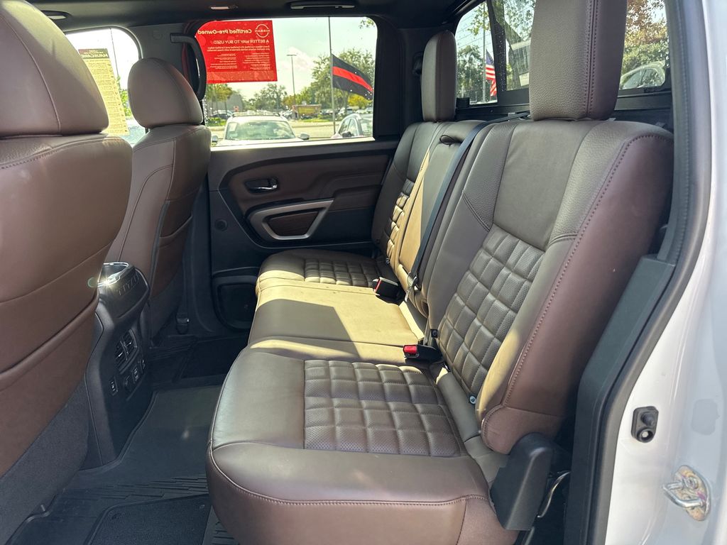 2024 Nissan Titan Platinum Reserve photo 25