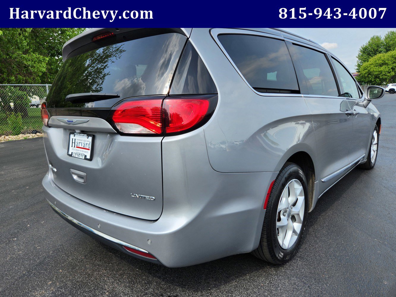 2020 Chrysler Pacifica Limited photo 38