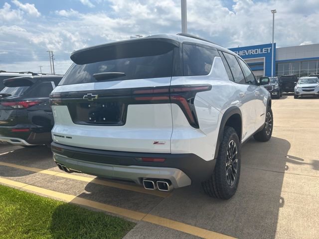 2026 Chevrolet Traverse Z71 photo 4