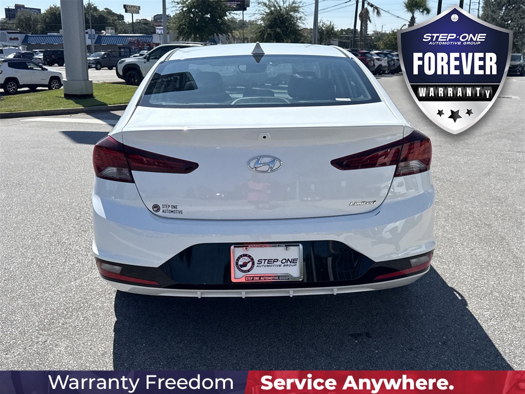 2020 Hyundai Elantra Limited photo 4