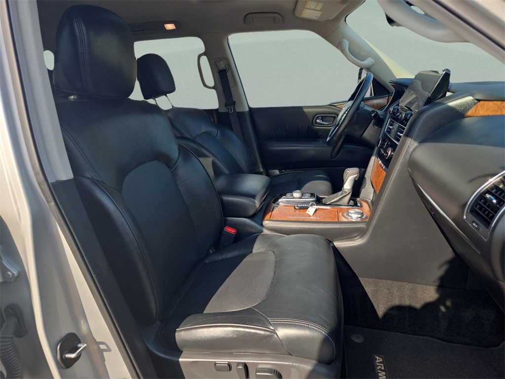 2024 Nissan Armada SL photo 18