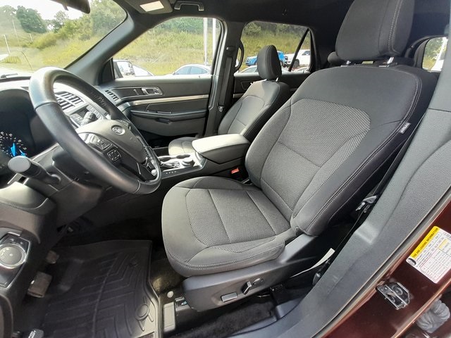 2018 Ford Explorer XLT photo 37