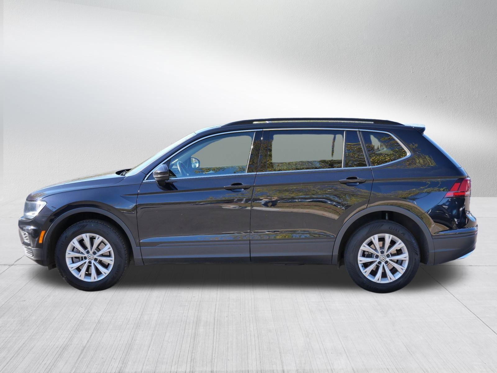 2019 Volkswagen Tiguan SE photo 4