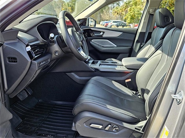 2025 Acura MDX Technology SH-AWD photo 3