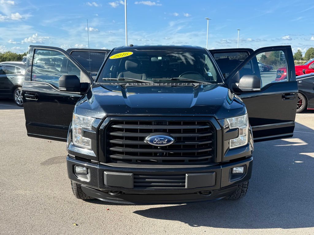 2016 Ford F-150 XLT photo 20