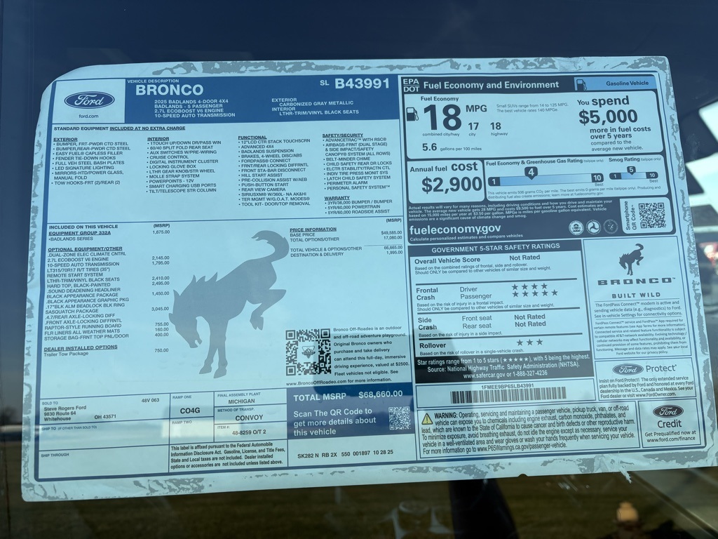 2025 Ford Bronco Badlands photo 2