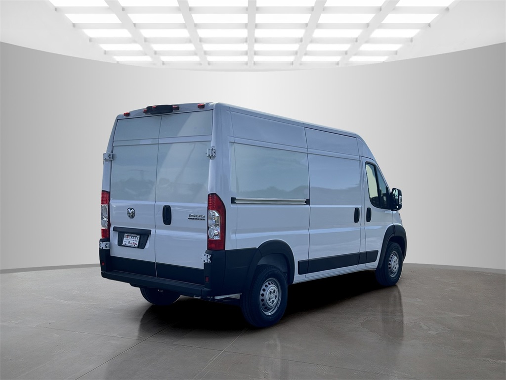 2024 Ram ProMaster 3500 photo 2