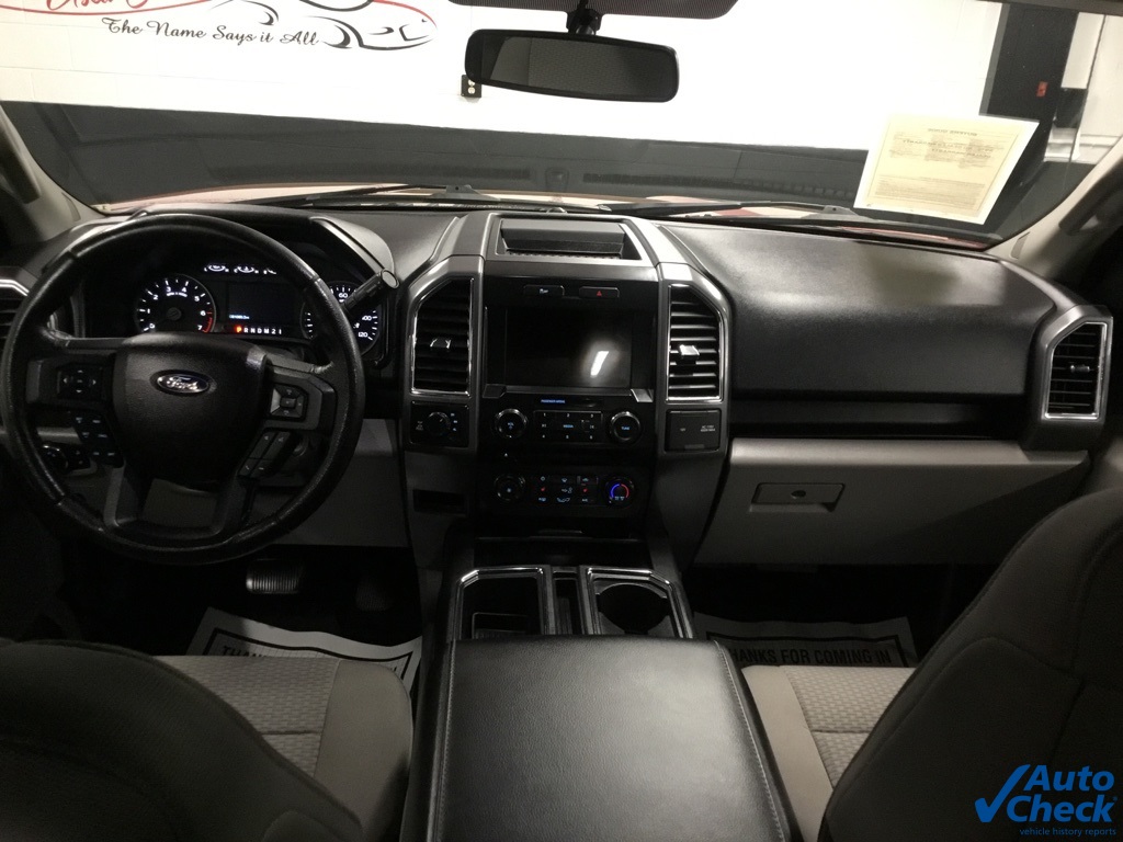2016 Ford F-150 XLT photo 23