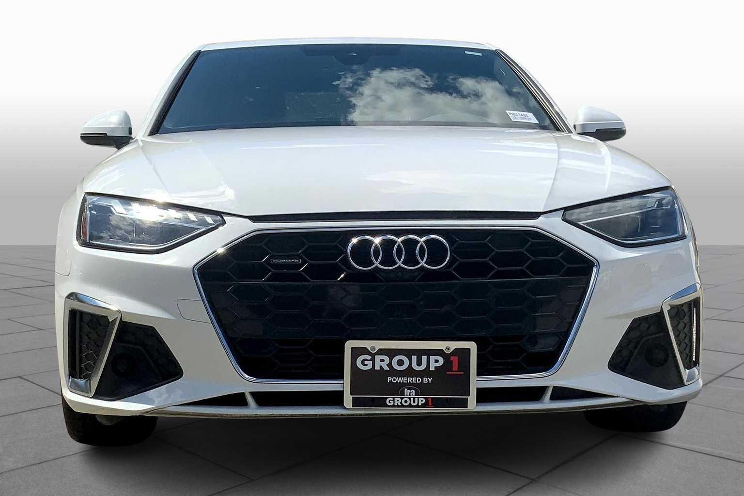 2023 Audi A4 S line Quattro Premium Plus photo 3