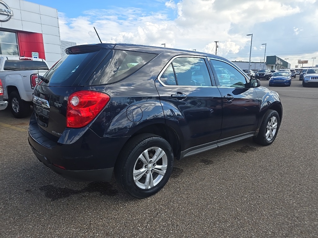 2015 Chevrolet Equinox LS photo 7
