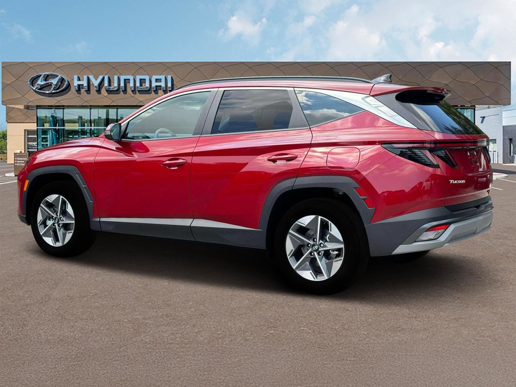 2025 Hyundai Tucson SEL Convenience photo 3