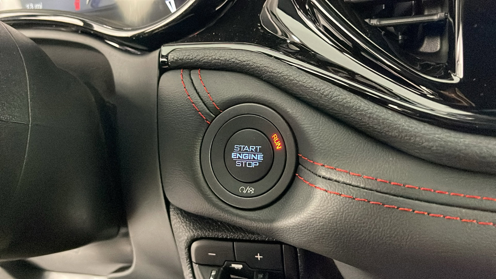 2025 Dodge Durango R/T Plus photo 22