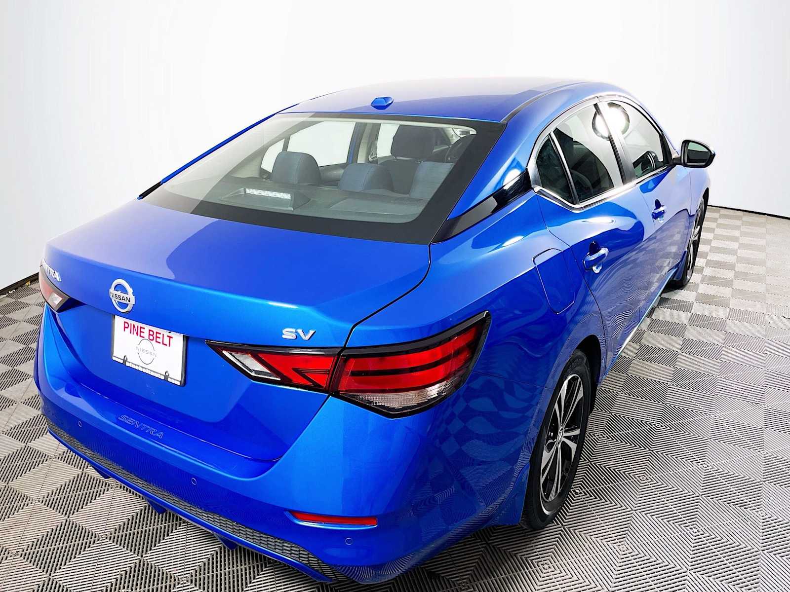 2021 Nissan Sentra SV photo 4