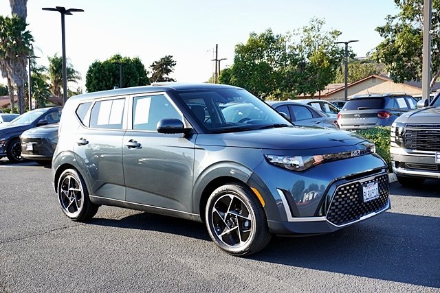 Used 2023 Gray Kia EX image 4