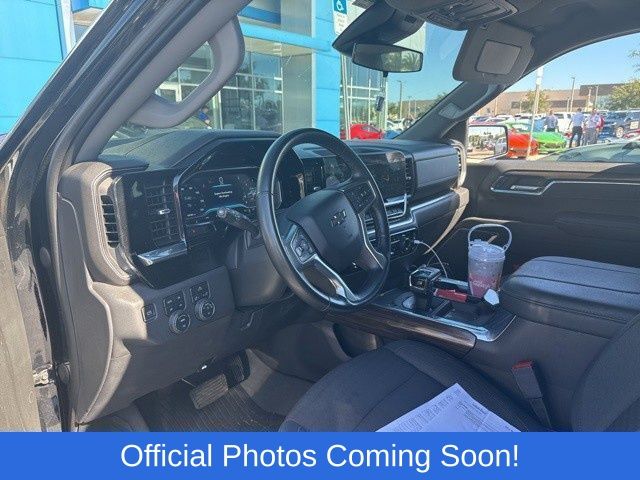 2023 Chevrolet Silverado 1500 LT Trail Boss photo 4