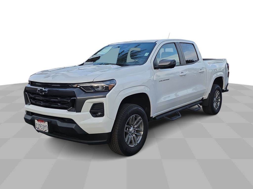 2023 Chevrolet Colorado LT photo 4