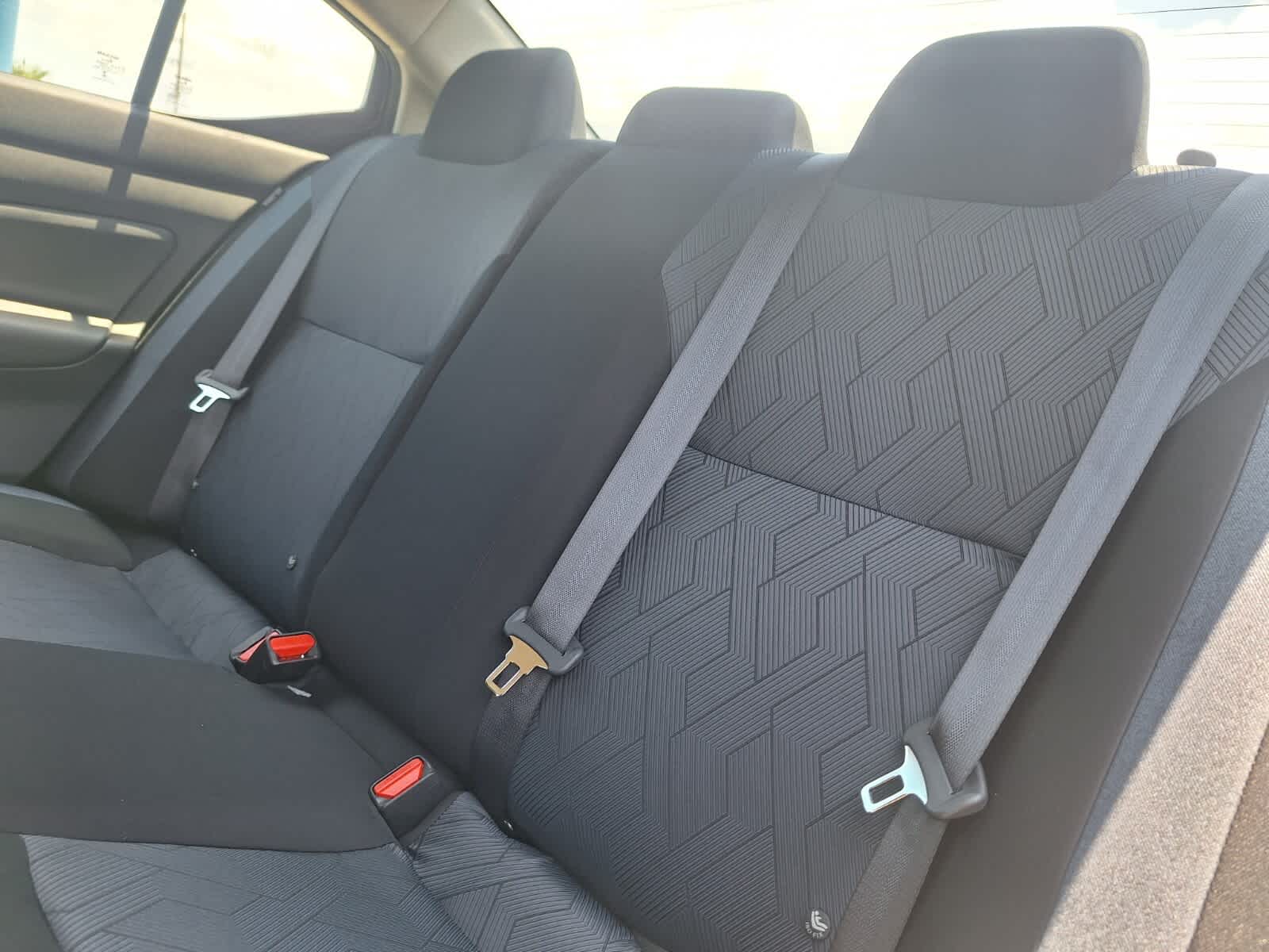 2025 Nissan Versa SV photo 22