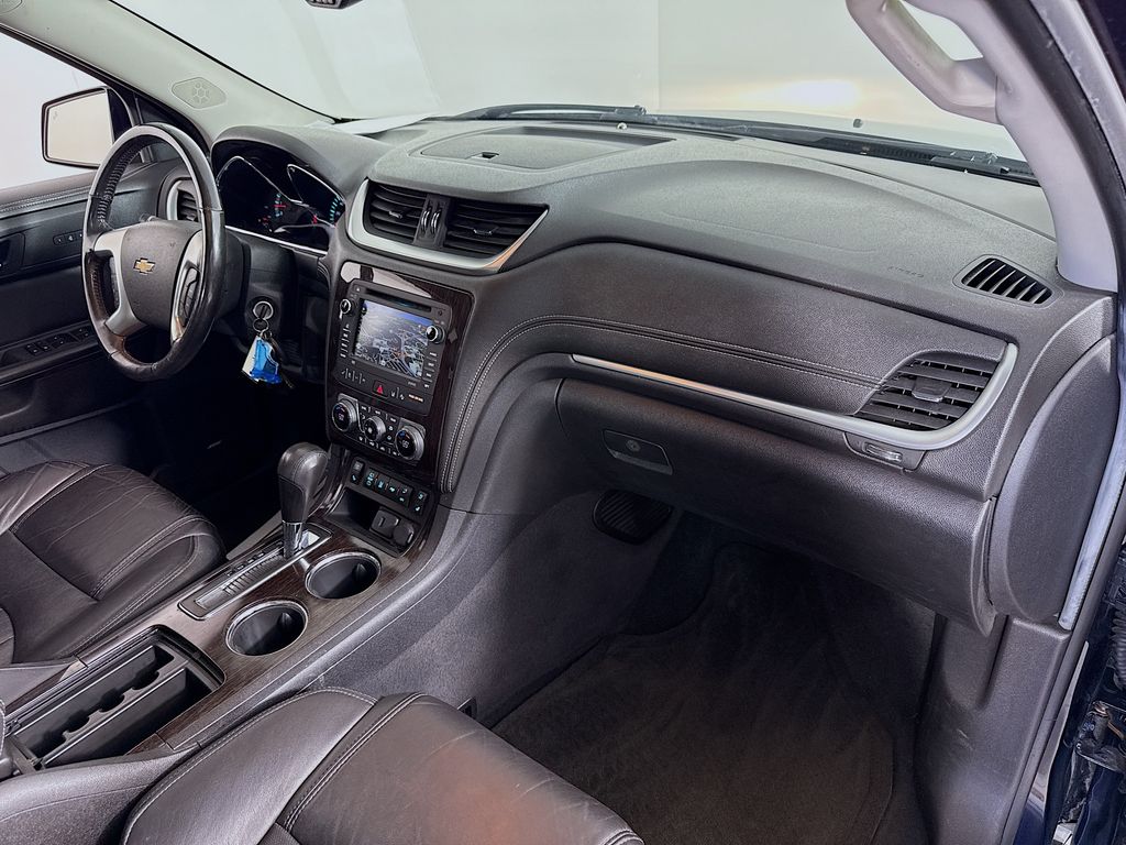 2016 Chevrolet Traverse LTZ photo 33