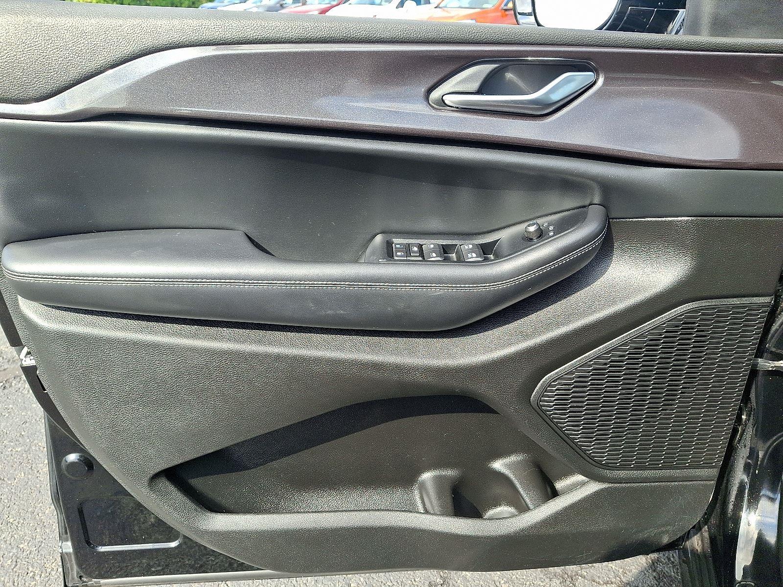2023 Jeep Grand Cherokee Altitude photo 12