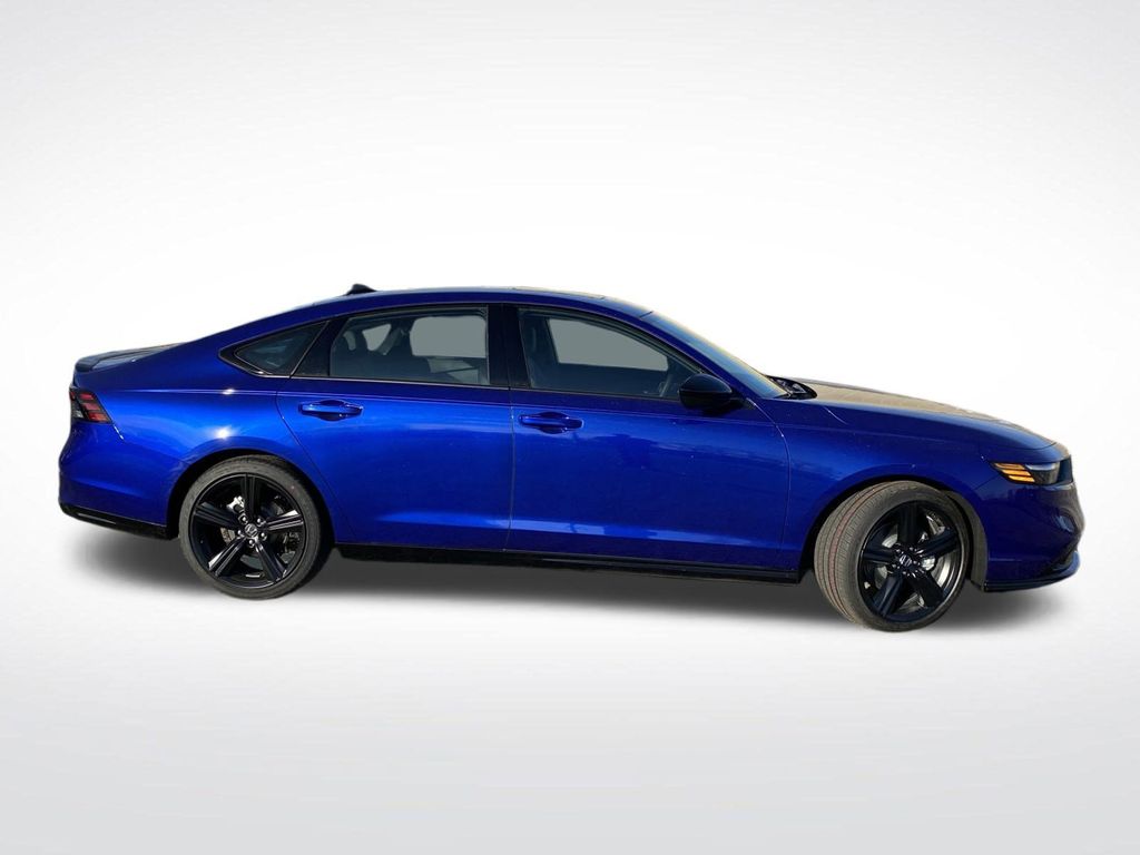 2025 Honda Accord Hybrid Sport-L photo 2