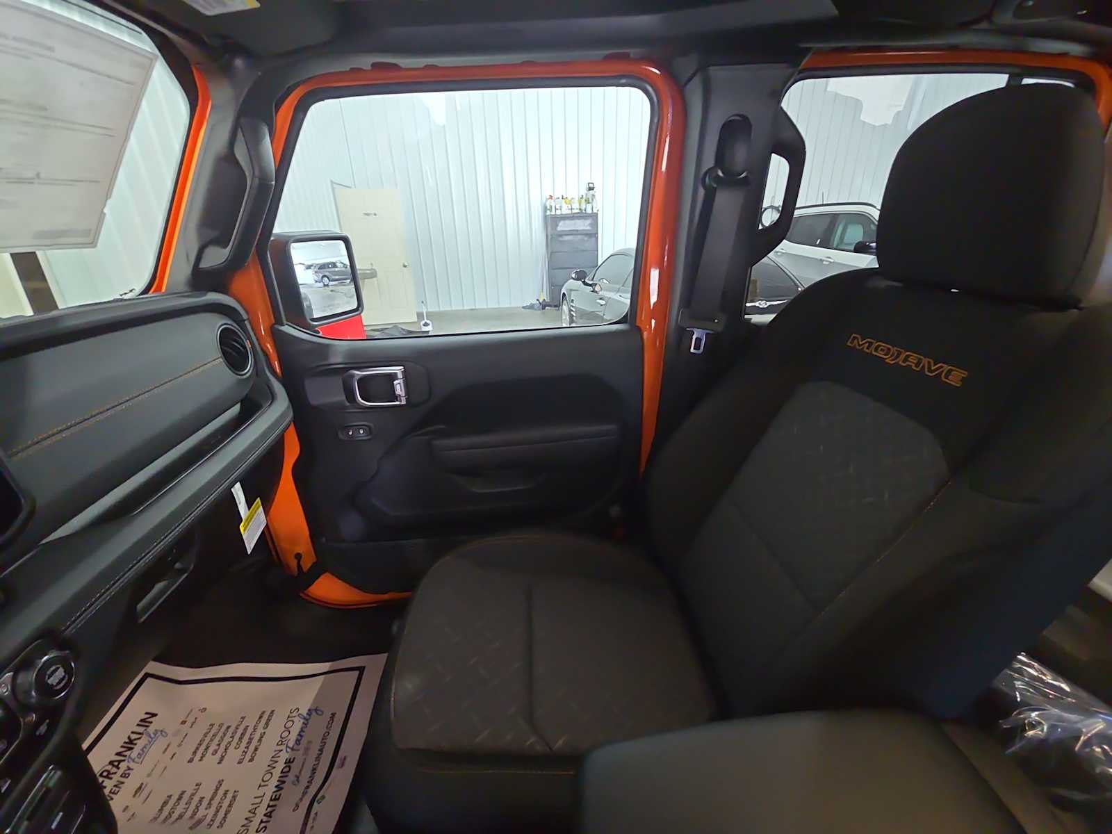 2025 Jeep Gladiator Mojave photo 12
