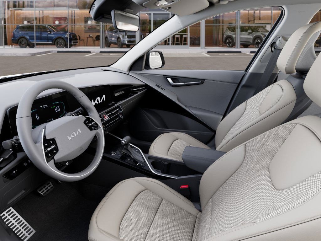 2025 Kia Niro EX Touring photo 16