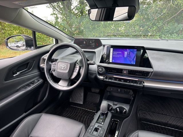2024 Toyota Prius XLE photo 13