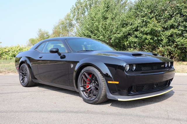 2023 Dodge Challenger SRT8 Hellcat Widebody photo 2