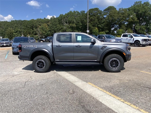 2025 Ford Ranger Raptor photo 2