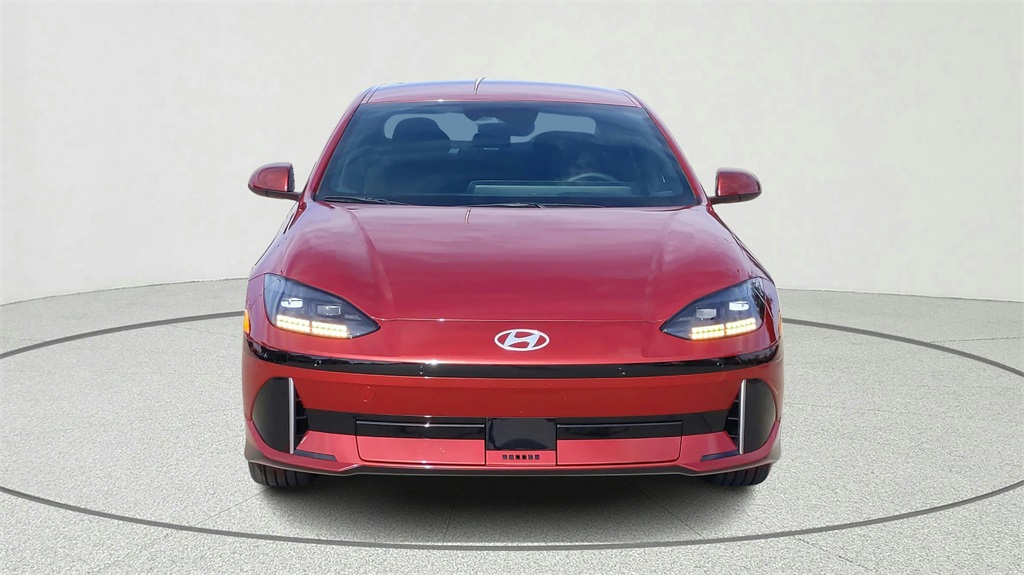 2025 Hyundai Ioniq 6 SE photo 2