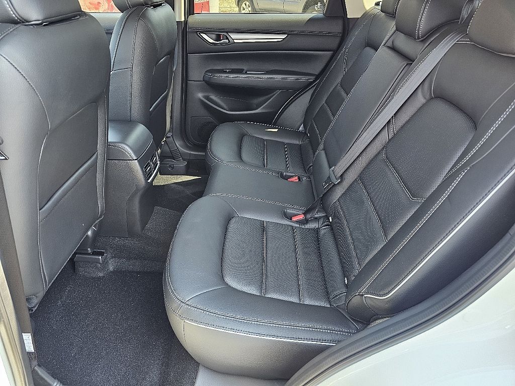 2025 Mazda CX-5 2.5 Premium Plus photo 13